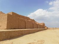 Stufenpyramide von ChoghaZanbil &ndash; &copy; Astrid Janke (Eberhardt TRAVEL)
