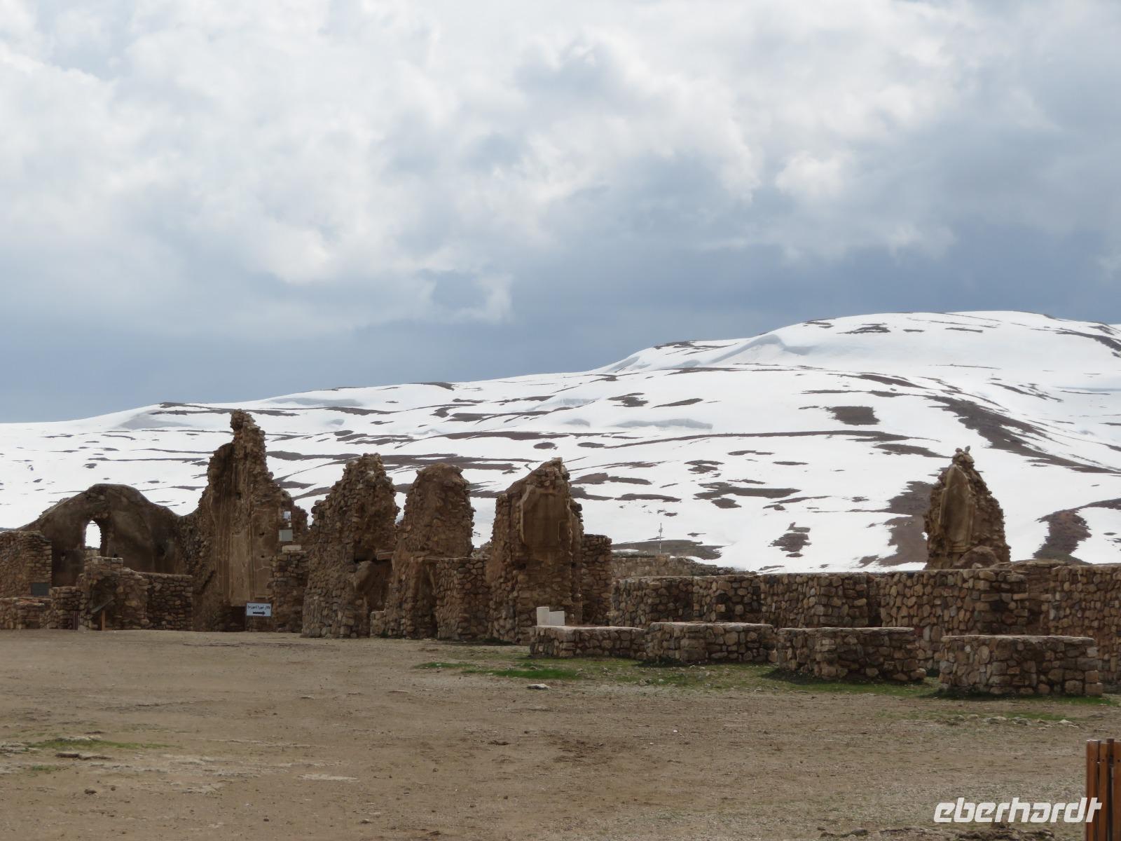 Takh-e Suleyman &ndash; &copy; Julian Bartsch (Eberhardt TRAVEL)