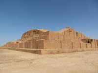 Stufenpyramide von Chogha Zanbil &ndash; &copy; Julian Bartsch (Eberhardt TRAVEL)