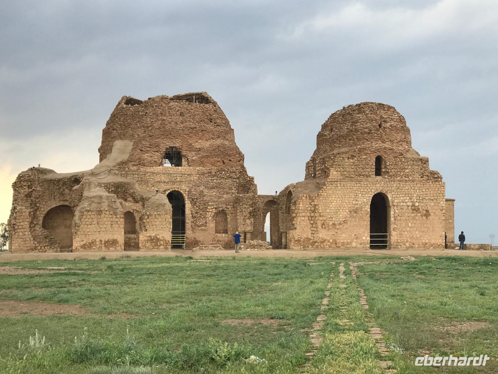 Sarvistan Sassanidischer Palast &ndash; &copy; Magda-Viola Hanke (Eberhardt TRAVEL)
