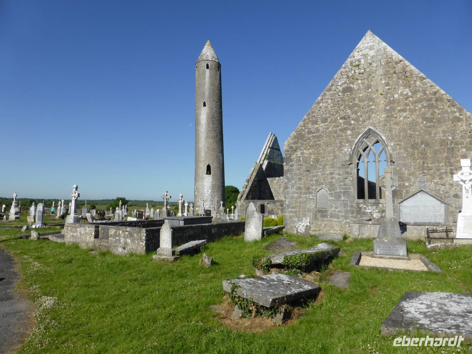 Kilmacduagh &ndash; &copy; Dirk Schlosser (Eberhardt TRAVEL)