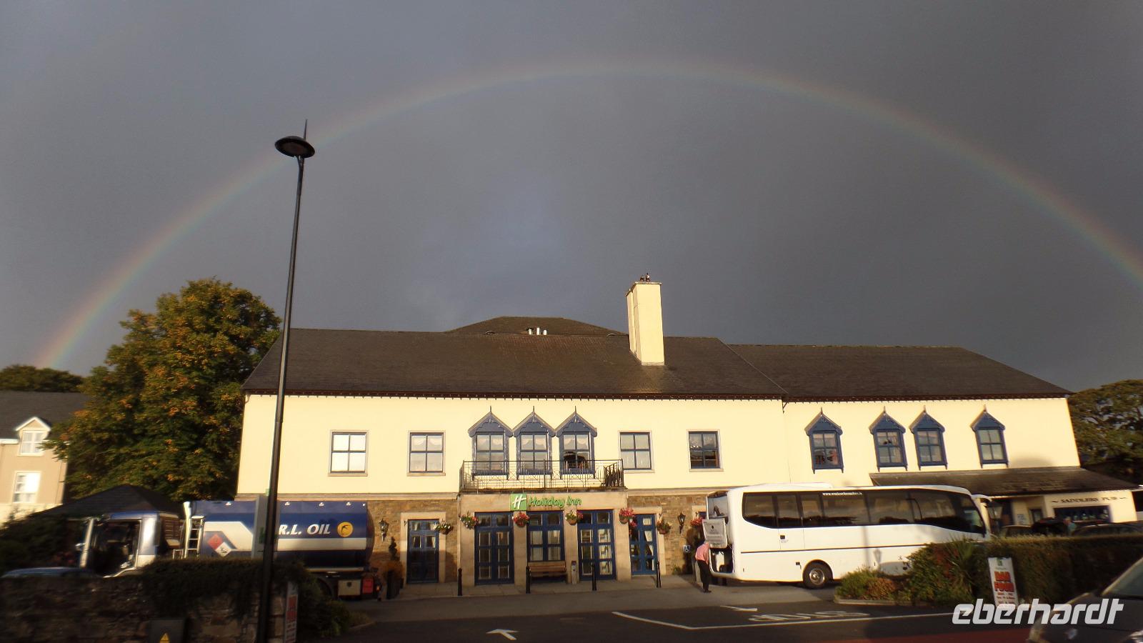 Abschiedsstimmung ... und am Ende des Regenbogens... &ndash; &copy; Petra Sauer (Eberhardt TRAVEL)