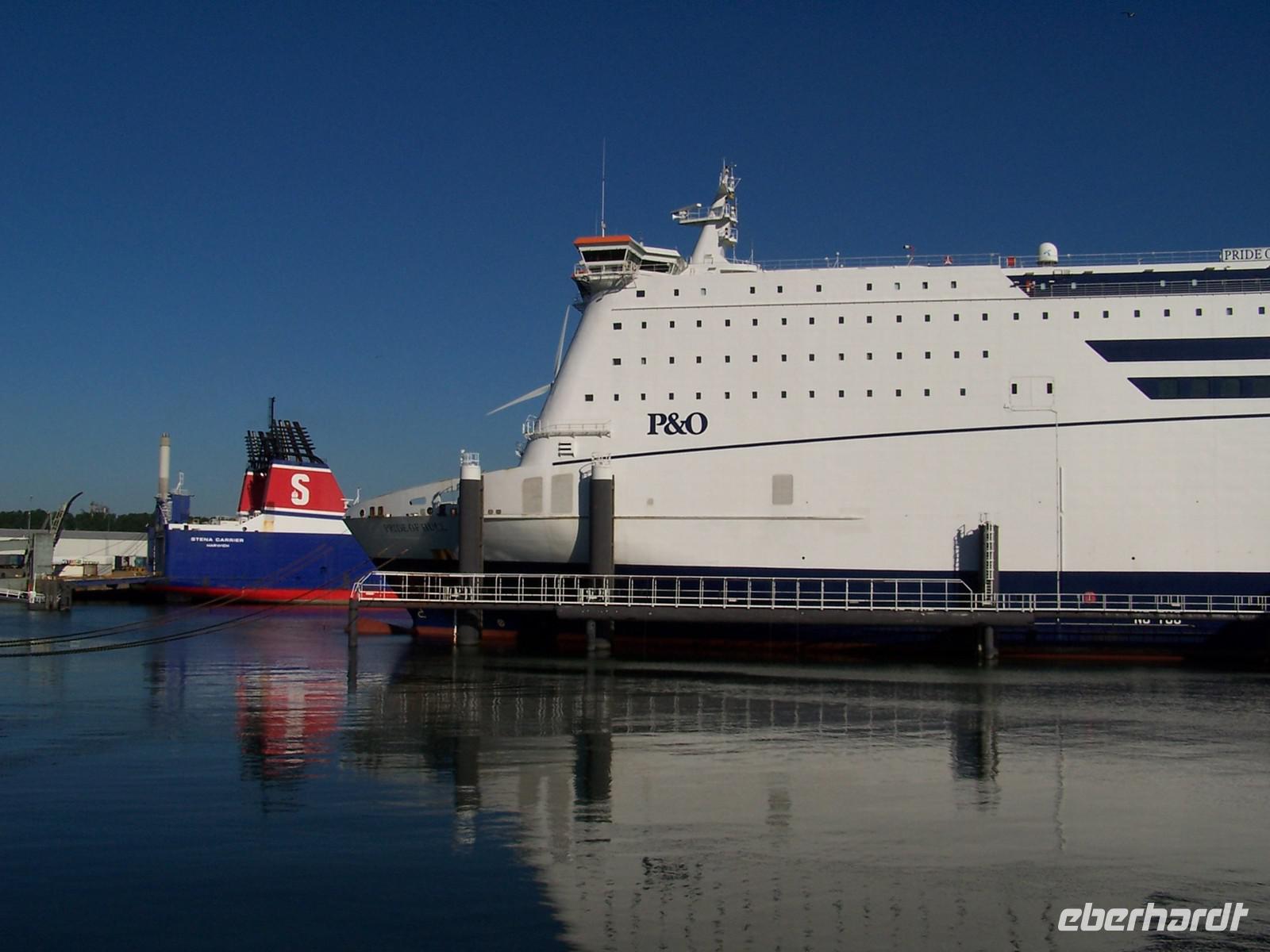 Rotterdam- am Fährterminal &ndash; &copy; Dirk Schlosser (Eberhardt TRAVEL)