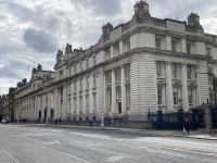 10. Tag – Stadtrundfahrt durch Dublin – Amtssitz des Premierministers &ndash; &copy; Andreas Wolfsteller (Eberhardt TRAVEL)