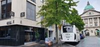 20220903 161528 unser Hotel direkt am Belfaster Rathaus &ndash; &copy; Marlies Thrum (Eberhardt TRAVEL)
