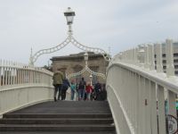  die Halfpenny- Bridge &ndash; &copy; Adelheid Fritzsche (Eberhardt TRAVEL)