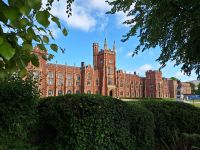 Belfast: Queens University &ndash; &copy; Sinah Witzig (Eberhardt TRAVEL)