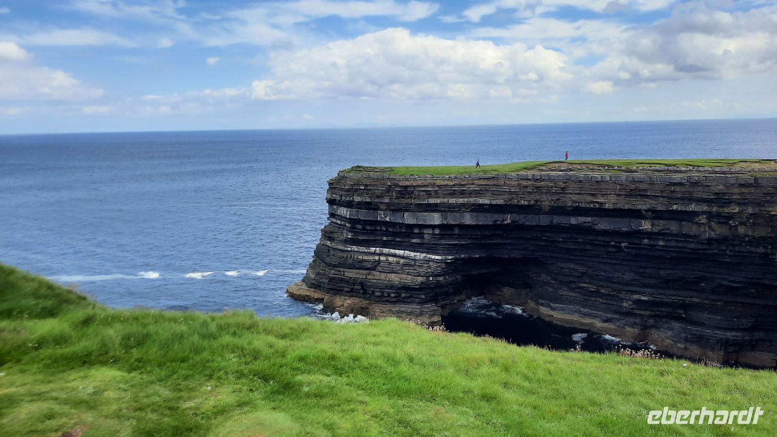 Downpatrick._ &ndash; &copy; Walter Neuwirth (Eberhardt TRAVEL)