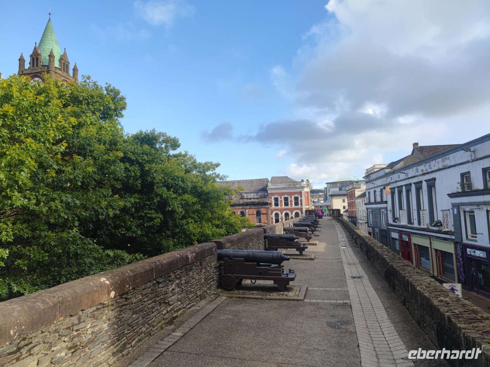 029-Londonderry &ndash; &copy; Dirk Schlosser (Eberhardt TRAVEL)