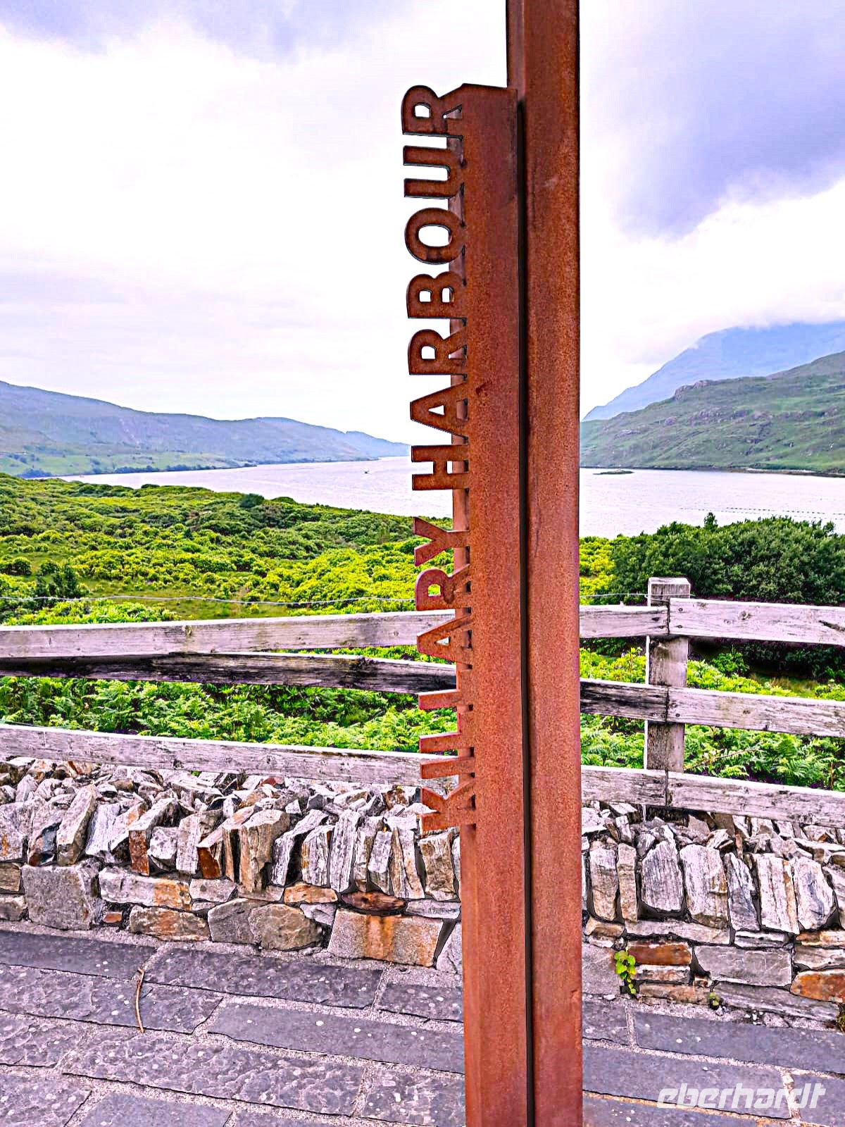 Tag 5 Connemara Rundfahrt Killary Harbour Schild.jpg &ndash; &copy; Gabi Rübel (Eberhardt TRAVEL)