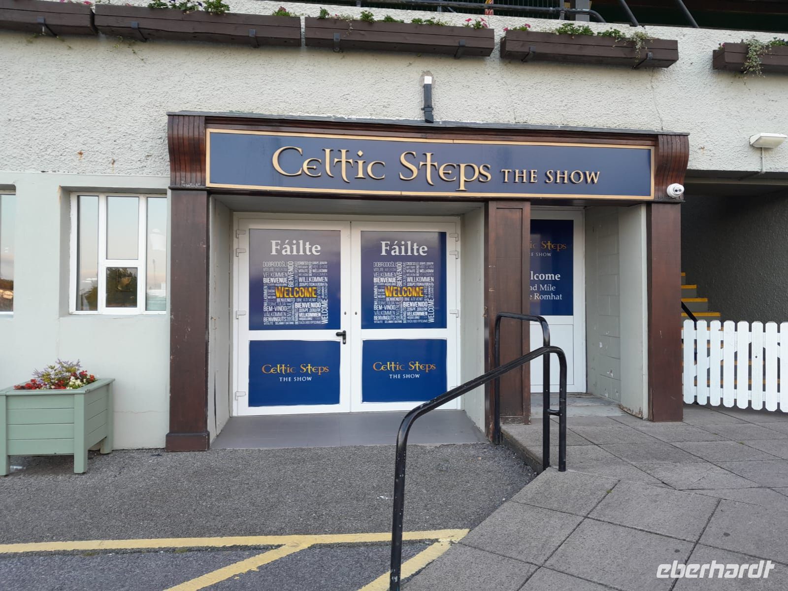 Tag 7 Killarney Schild Celtic Steps Show.jpg &ndash; &copy; Gabi Rübel (Eberhardt TRAVEL)