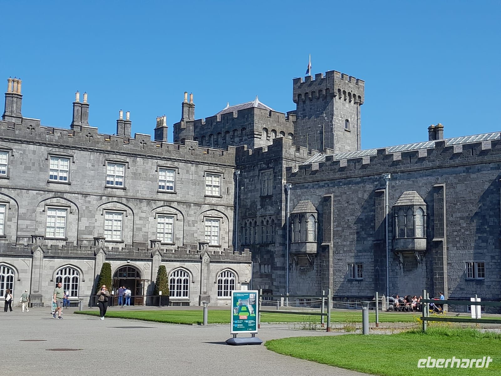 Tag 10 Kilkeeny Castle.jpg &ndash; &copy; Gabi Rübel (Eberhardt TRAVEL)