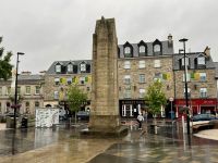 5. Tag – Letterkenny bis Leenaun – Obelisk in Donegal Town &ndash; &copy; Andreas Wolfsteller (Eberhardt TRAVEL)