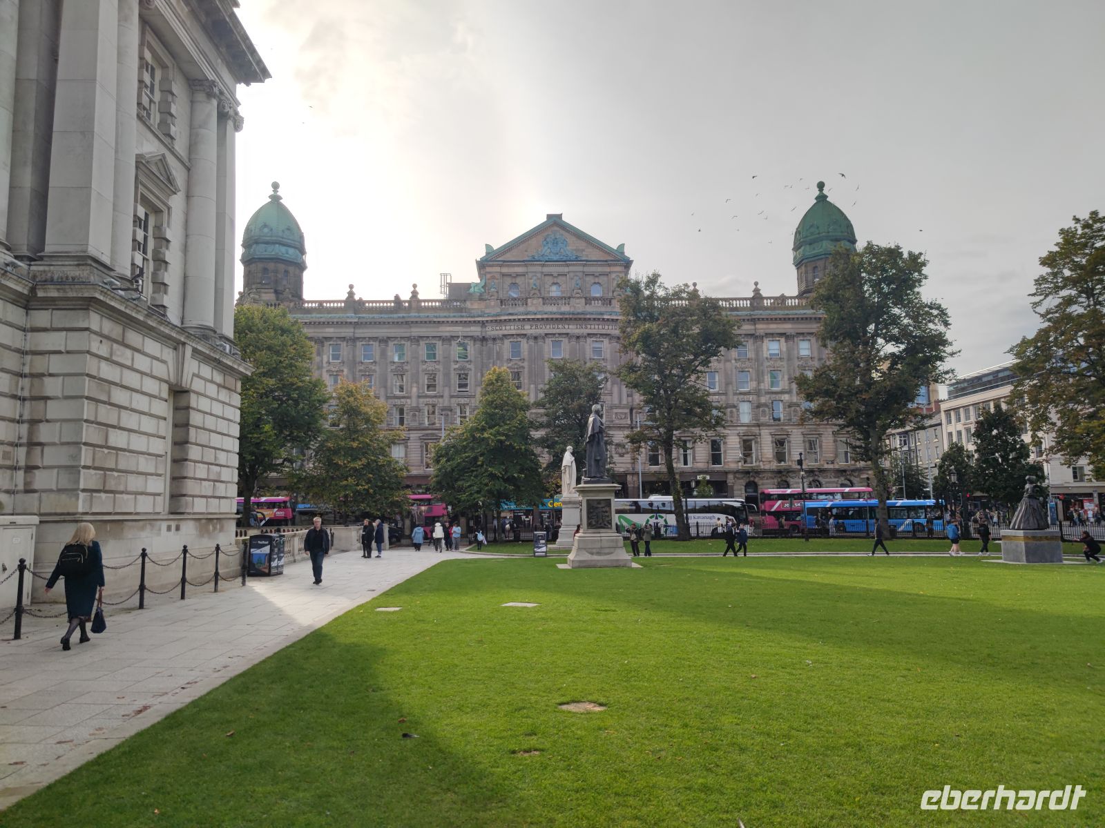 001-Belfast Town Hall &ndash; &copy; Dirk Schlosser (Eberhardt TRAVEL)