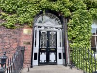 1. Tag: Ankunft in Dublin – Tür am Fitzwilliam Square &ndash; &copy; Andreas Wolfsteller (Eberhardt TRAVEL)