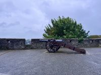 4. Tag: Ausflug nach Nordirland – Spaziergang auf der Stadtmauer von Derry – Kanone auf der Stadtmauer &ndash; &copy; Andreas Wolfsteller (Eberhardt TRAVEL)