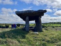 8. Tag: Leenaun bis Spanish Point – Fotostopp am Poulnabrone Dolmen &ndash; &copy; Andreas Wolfsteller (Eberhardt TRAVEL)