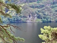 12. Tag: Wicklow Mountains – Wanderung in Glendalough – Upper Lake und Höhle von St. Kevin &ndash; &copy; Andreas Wolfsteller (Eberhardt TRAVEL)