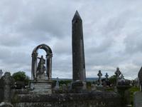 Kilmacduagh Abbey &ndash; &copy; Ralf Kuchenbecker (Eberhardt TRAVEL)