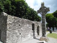 In Monasterboice &ndash; &copy; Peter Rudolph (Eberhardt TRAVEL)