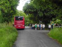 Pause bei Monasterboice &ndash; &copy; Peter Rudolph (Eberhardt TRAVEL)
