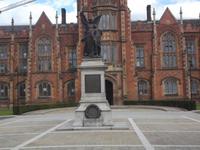 Universität Belfast &ndash; &copy; Michael Krause (Eberhardt TRAVEL)