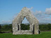 Kilmacduagh &ndash; &copy; Walter Neuwirth (Eberhardt TRAVEL)