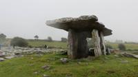 Poulnabrone Dolmen &ndash; &copy; Petra Sauer (Eberhardt TRAVEL)