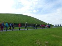 Knowth &ndash; &copy; Ralf Kuchenbecker (Eberhardt TRAVEL)