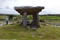 Poulnabrone dolmen &ndash; &copy; Andreas Wolfsteller (Eberhardt TRAVEL)