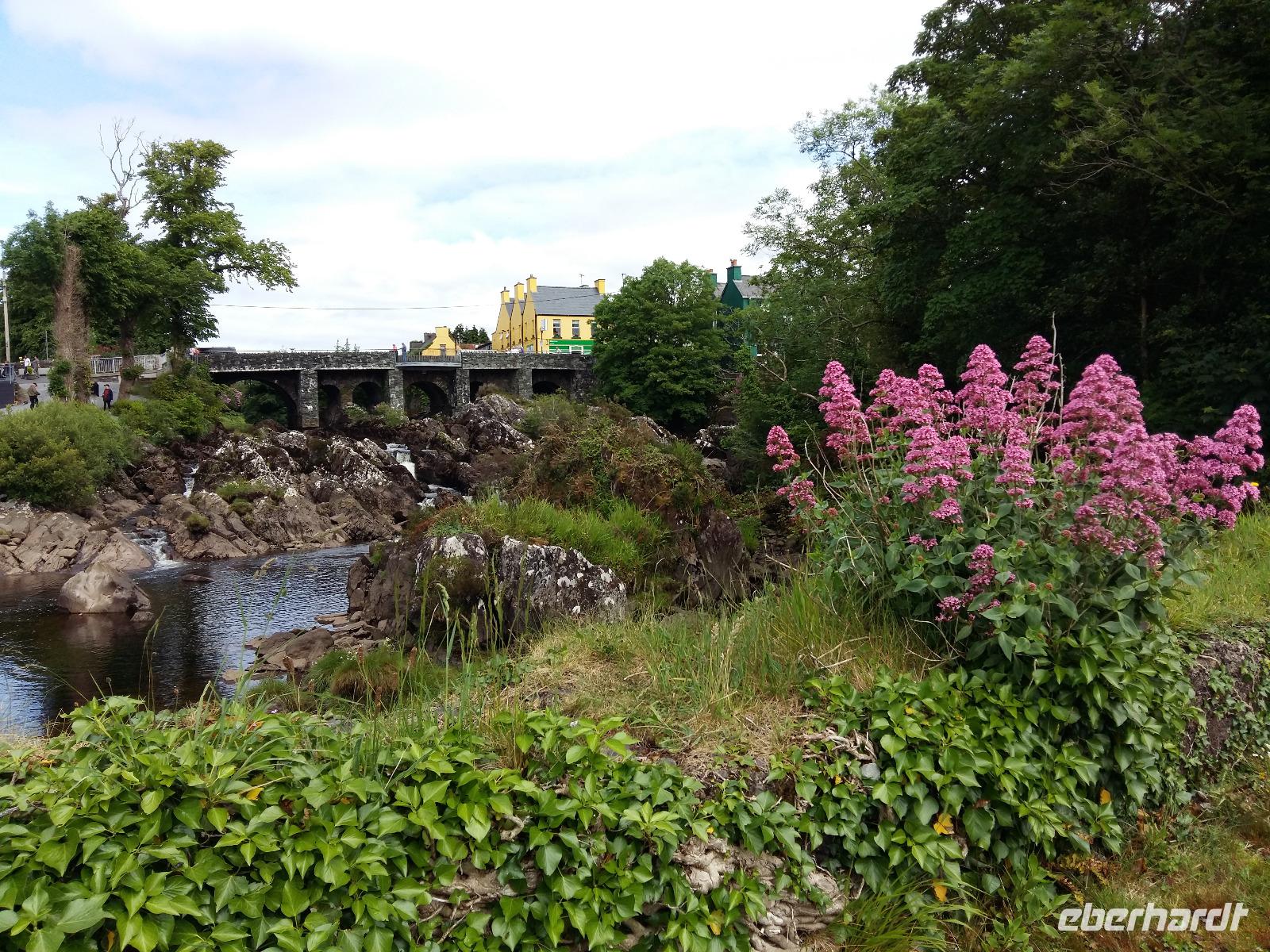 Sneem &ndash; &copy; Ute (Fairy) Langjahr (Eberhardt TRAVEL)