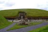 Knowth &ndash; &copy; Andreas Wolfsteller (Eberhardt TRAVEL)