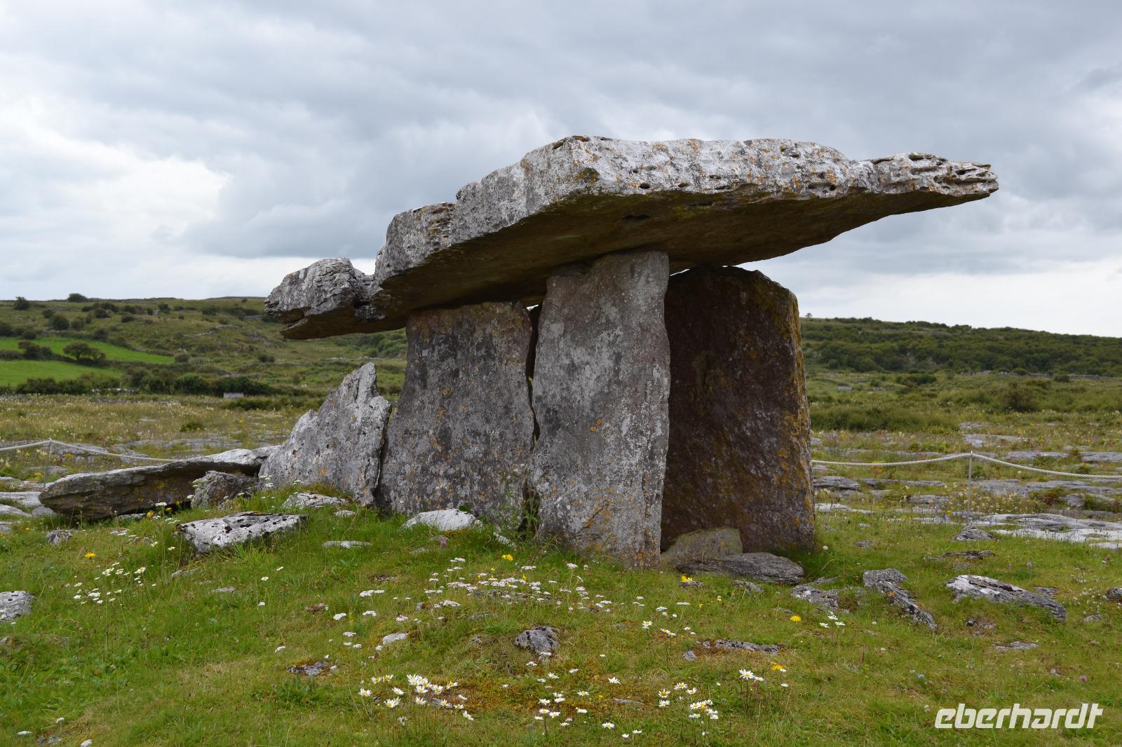 Poulnabrone Dolmen &ndash; &copy; Andreas Wolfsteller (Eberhardt TRAVEL)