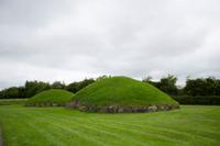 028 – Bru Na Boinne, Knowth &ndash; &copy; Vivien Fiedler (Eberhardt TRAVEL)