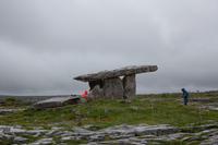 146 – Poulnabrone-Dolmen, Burren &ndash; &copy; Vivien Fiedler (Eberhardt TRAVEL)