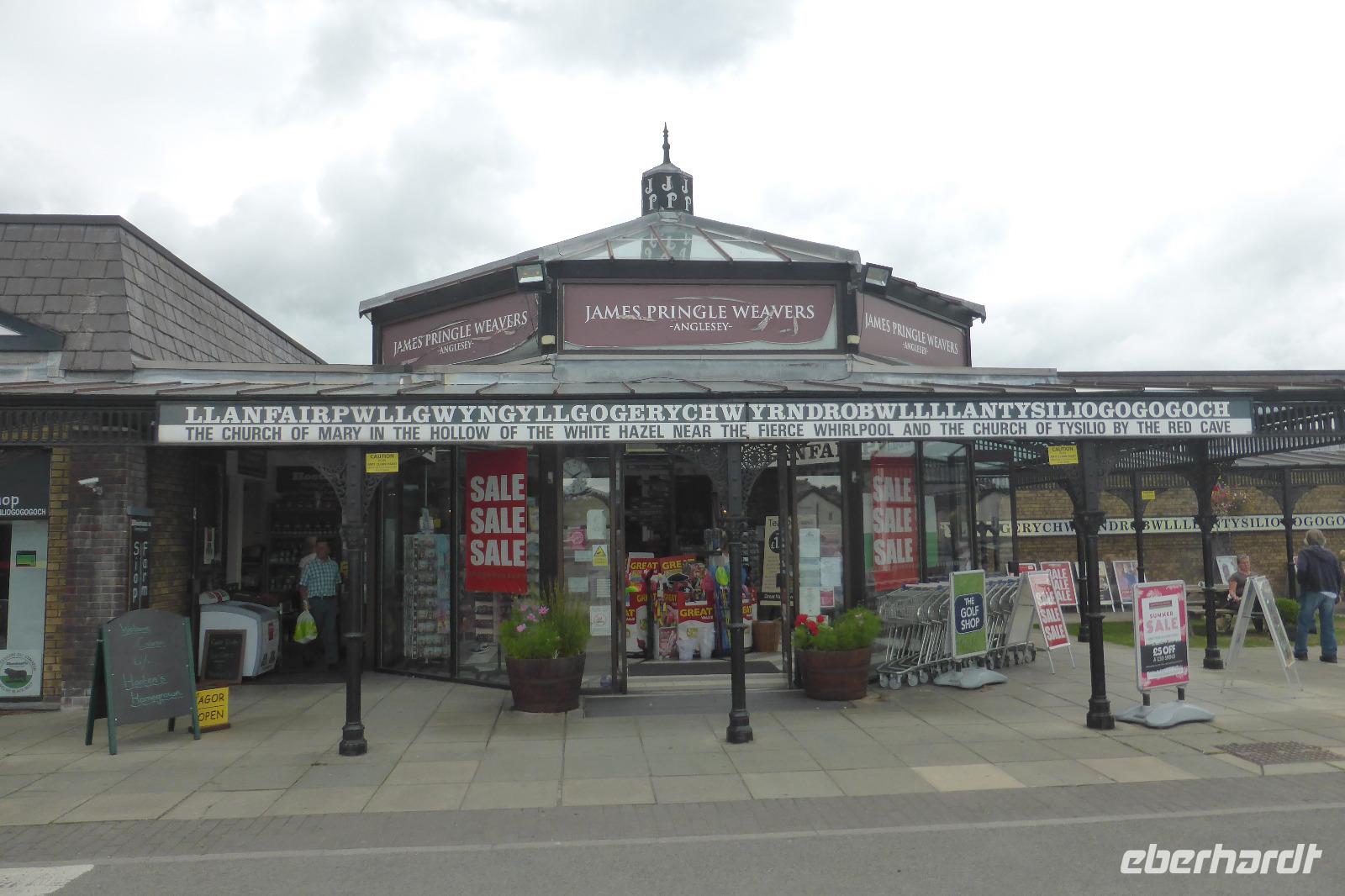 110-Llanfair &ndash; &copy; Dirk Schlosser (Eberhardt TRAVEL)