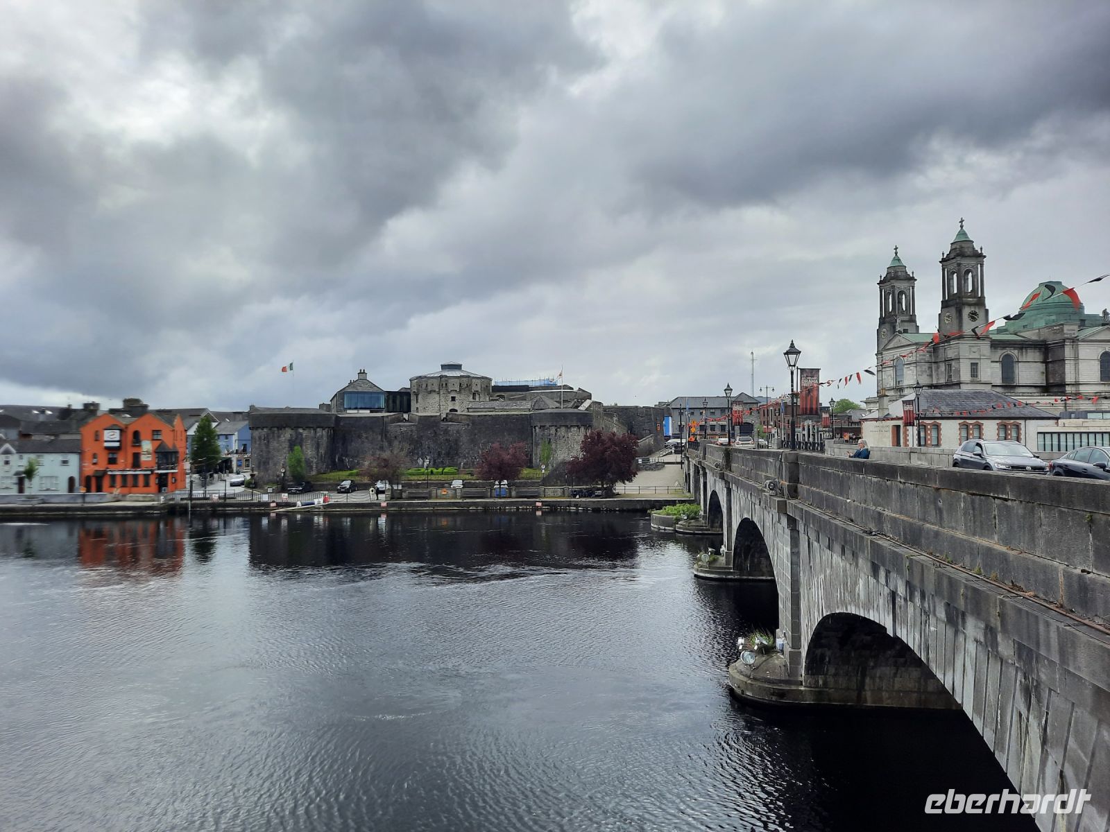 Brücke über den Shannon, Athlone &ndash; &copy; Walter Neuwirth (Eberhardt TRAVEL)