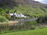 Kylemore Abbey &ndash; &copy; Walter Neuwirth (Eberhardt TRAVEL)
