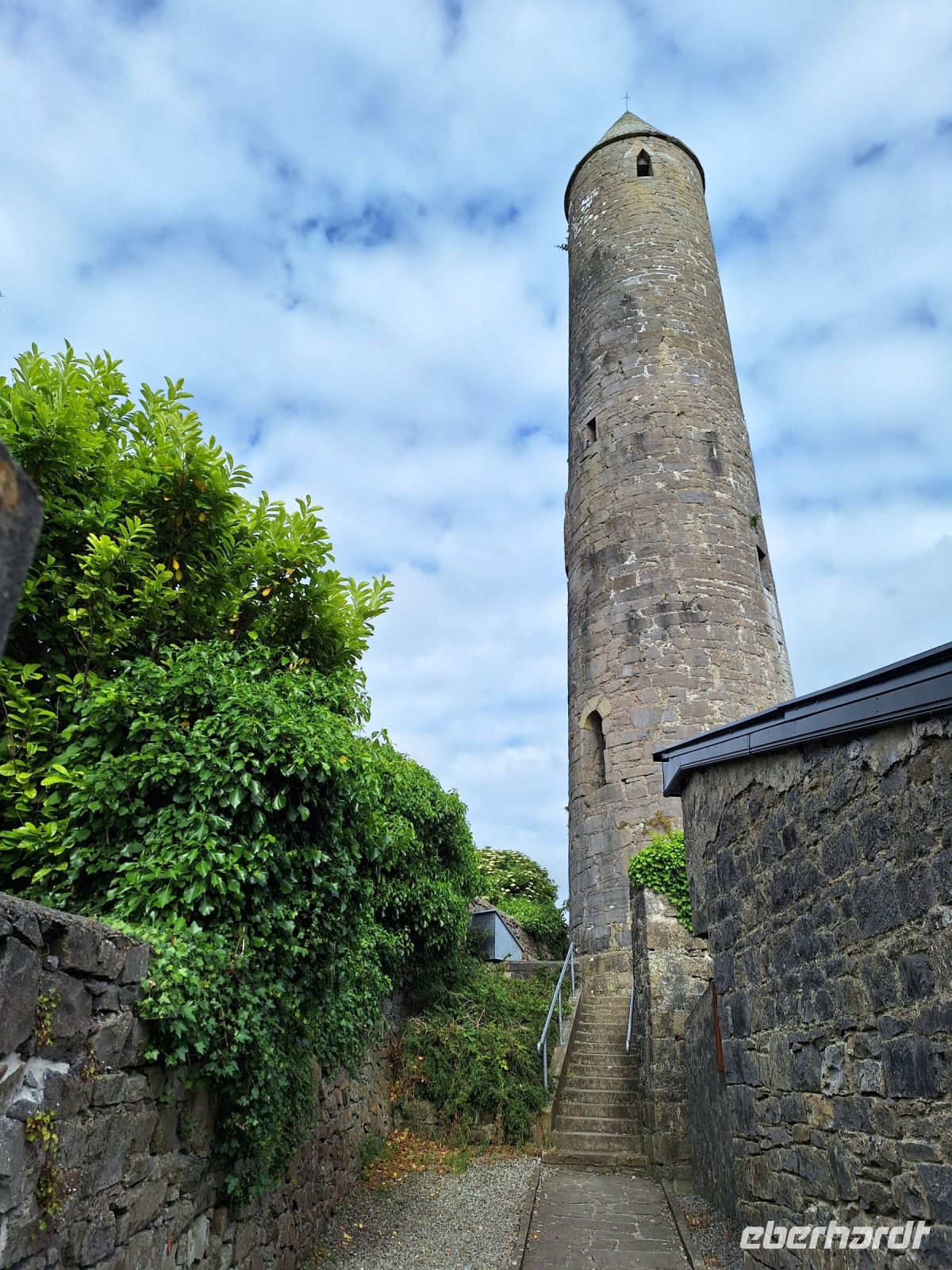 Killala Roundtower &ndash; &copy; Sinah Witzig (Eberhardt TRAVEL)