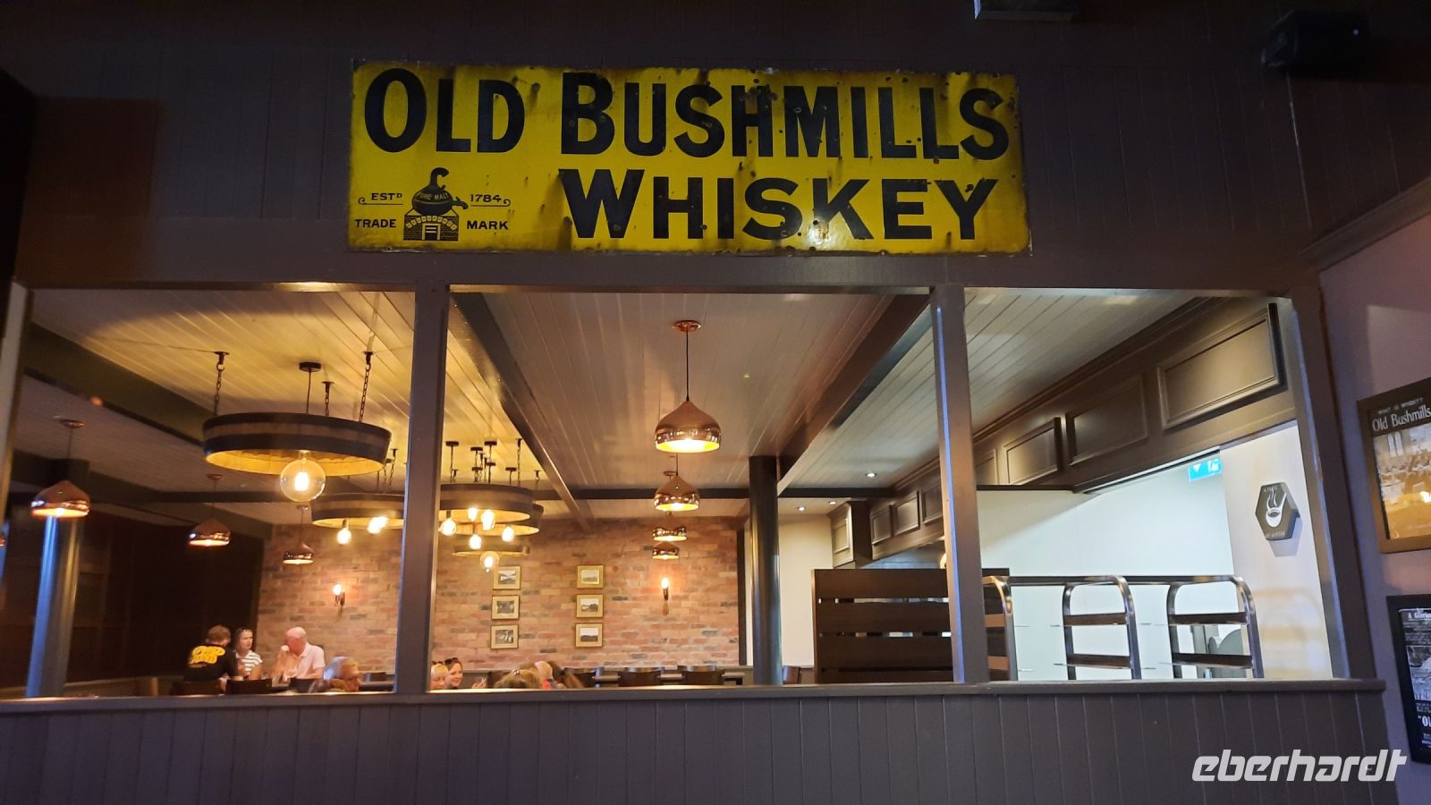 Bushmills &ndash; &copy; Walter Neuwirth (Eberhardt TRAVEL)