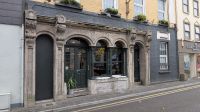 Cafe in Kinsale &ndash; &copy; Walter Neuwirth (Eberhardt TRAVEL)