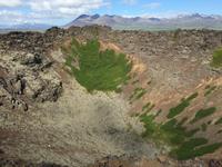 13.06.2016:Am Kraterrand des Eldborg &ndash; &copy; Britt Reuter-Bracklow (Eberhardt TRAVEL)
