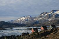 Abendstimmung in Tasiilaq &ndash; &copy; Isabel Braksiek (Eberhardt TRAVEL)