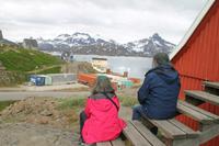 Spaziergang durch Tasiilaq &ndash; &copy; Jacob Spangenberg (Eberhardt TRAVEL)