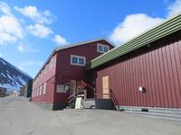 Auf Spitzbergen – Galerie Longyearbyen &ndash; &copy; Marion Kottlos (Eberhardt TRAVEL)