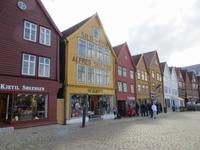 Stadtspaziergang in Bergen – Hanseviertel Bryggen &ndash; &copy; Marion Kottlos (Eberhardt TRAVEL)