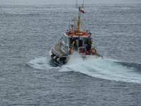 043 Kirkwall - der Lotse verlässt uns &ndash; &copy; Jens Petzoldt (Eberhardt TRAVEL)