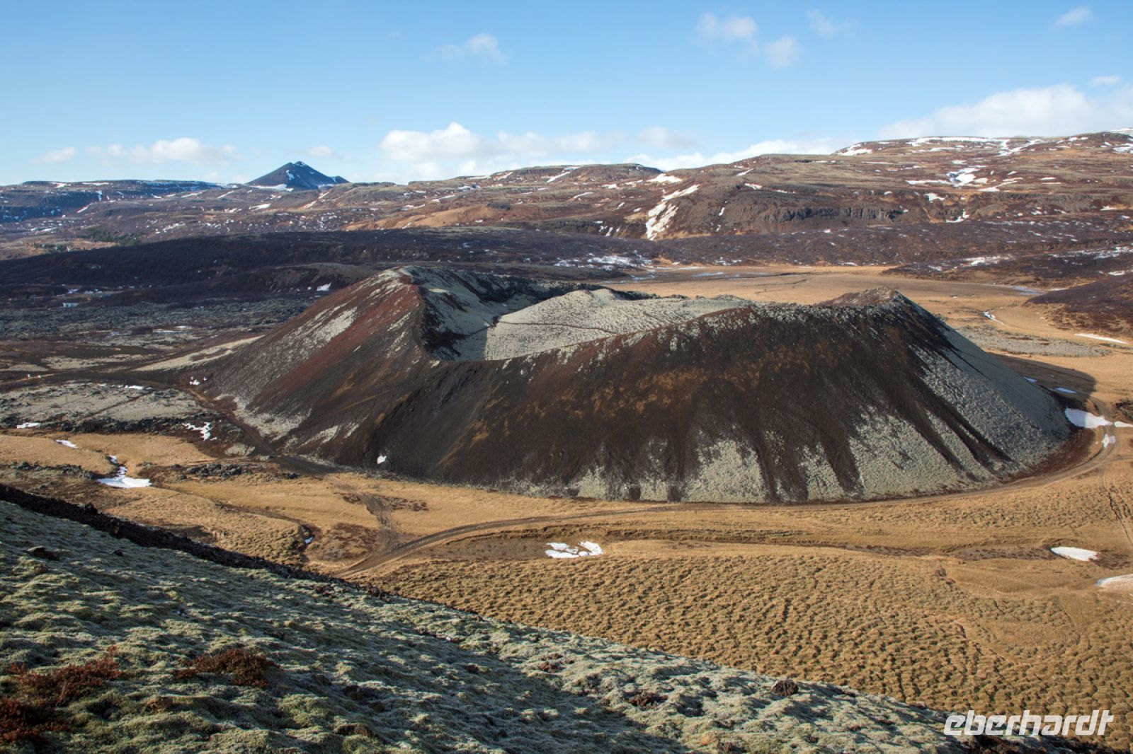 Krater Grabrok &ndash; &copy; Roland Lubiger (Eberhardt TRAVEL)