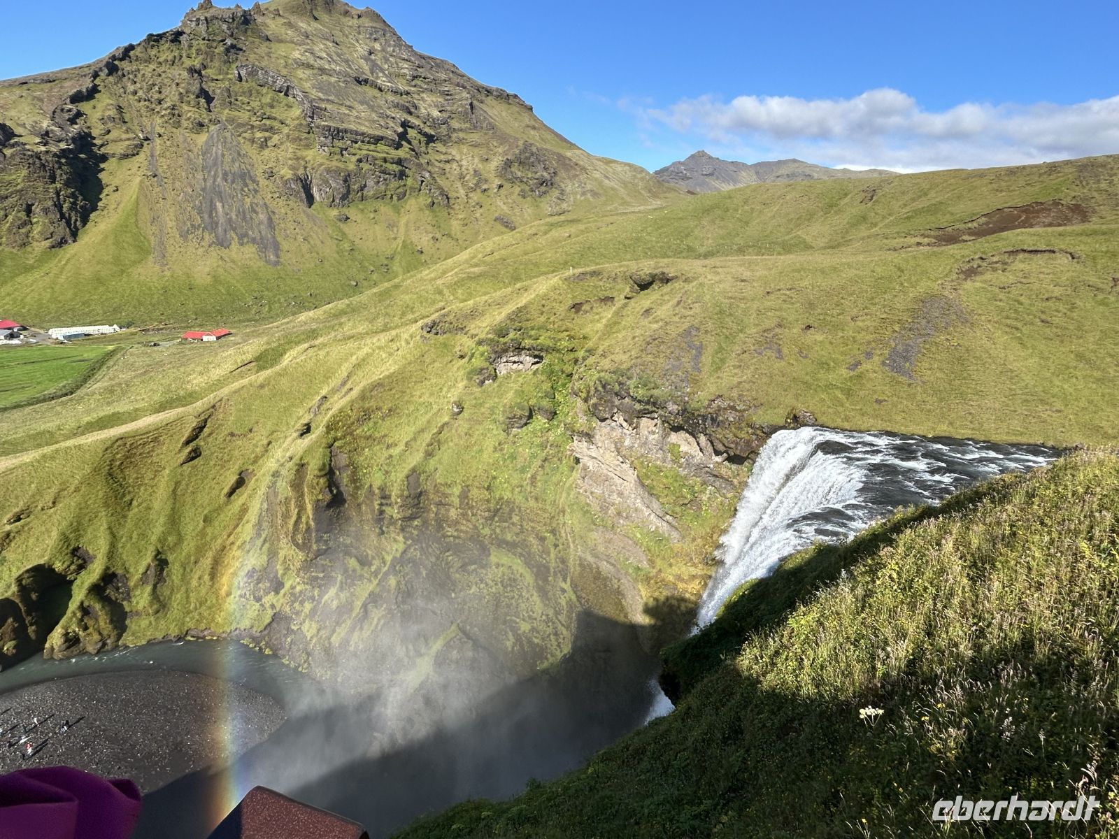 Skogafoss Wasserfall &ndash; &copy; Mary Dobberkau (Eberhardt TRAVEL)