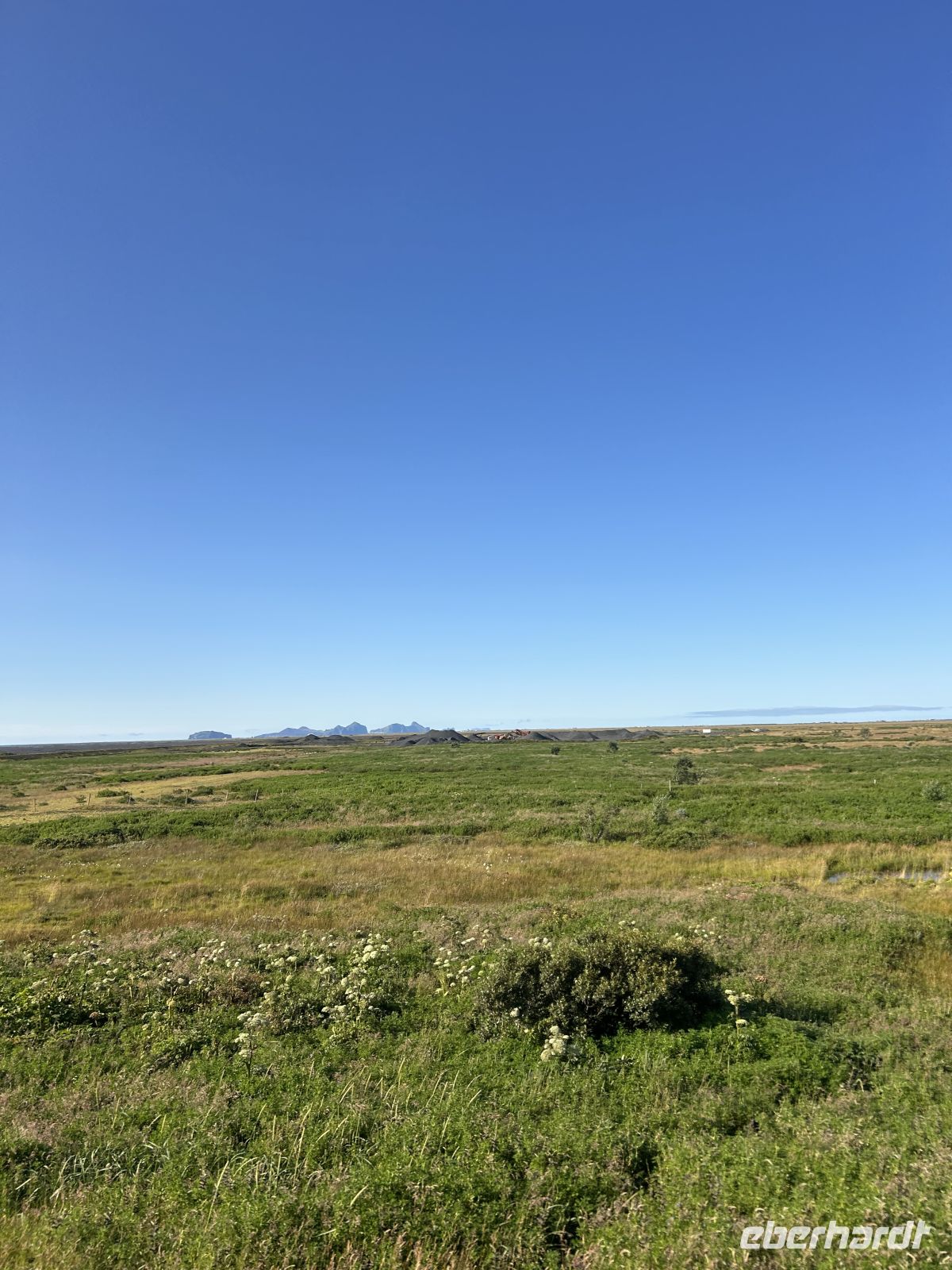 Blick auf die Westmänner Inseln &ndash; &copy; Mary Dobberkau (Eberhardt TRAVEL)